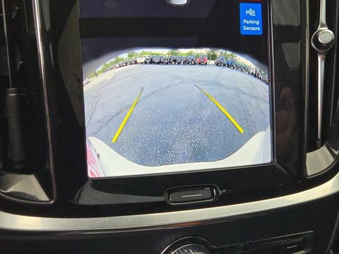 Used 2024 Volvo S60 B5 Core FWD image 31