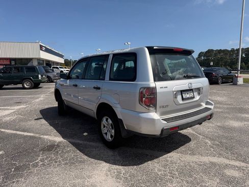 Used 2007 Honda Pilot LX image 4