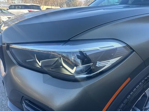 Used 2022 BMW X5 xDrive40i w/ Premium Package image 10