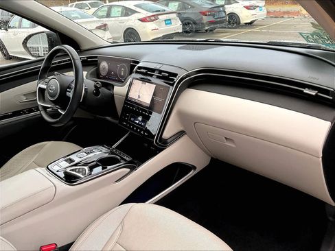 Used 2023 Hyundai Tucson Limited image 14