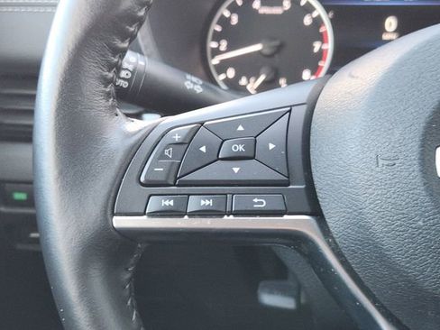 Used 2023 Nissan Sentra SV FWD image 22