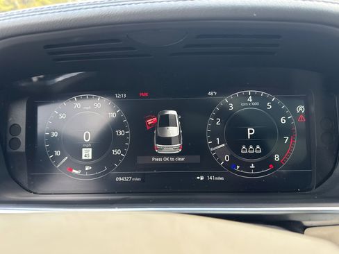 Used 2020 Land Rover Range Rover HSE image 27