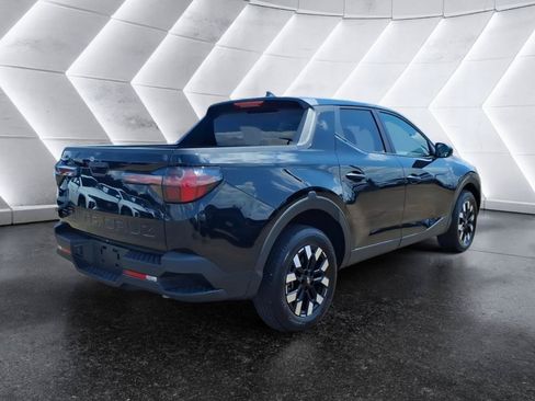 Used 2025 Hyundai Santa Cruz SE FWD image 5