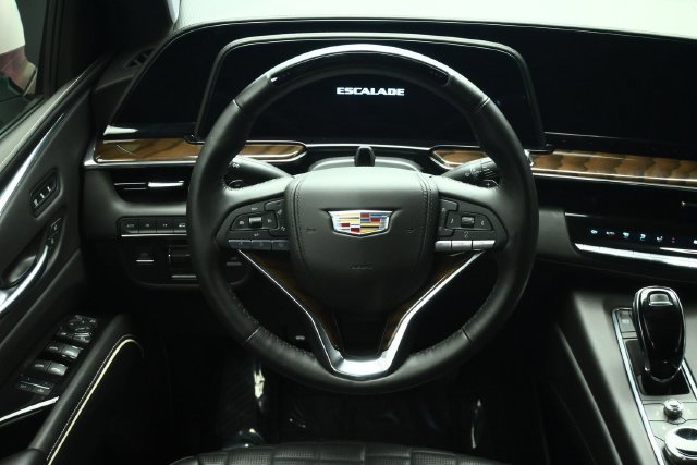 Used 2023 Cadillac Escalade Sport Platinum w/ LPO, ONYX Package AWD/4WD image 34