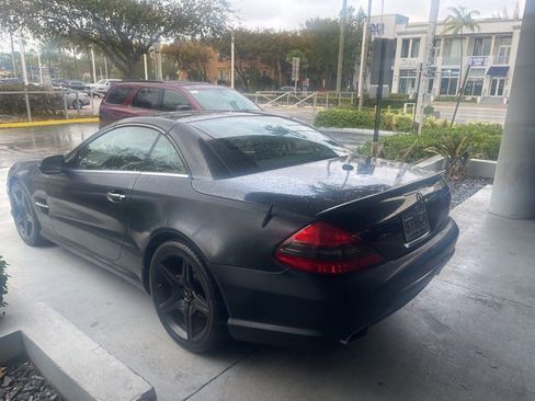 Used 2011 Mercedes-Benz SL 550 image 5