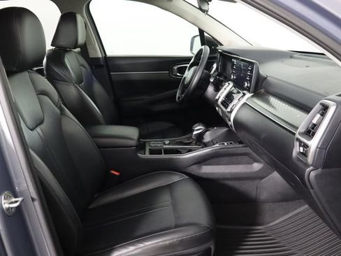Used 2021 Kia Sorento S w/ Panoramic Sunroof Package FWD image 19