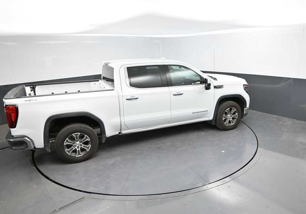Used 2025 GMC Sierra 1500 SLT AWD/4WD image 32
