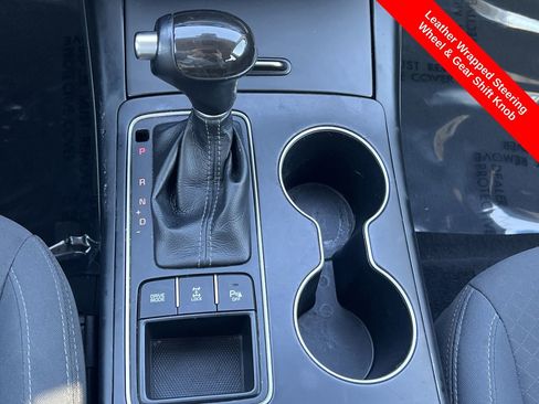 Used 2016 Kia Sorento LX w/ LX Convenience Package image 7