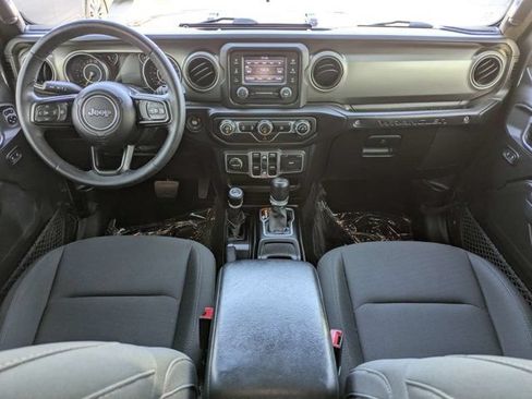 Used 2018 Jeep Wrangler Unlimited Sport S AWD/4WD image 15