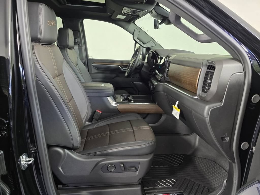New 2026 Chevrolet Silverado 2500 High Country w/ High Country Premium Package AWD/4WD image 12
