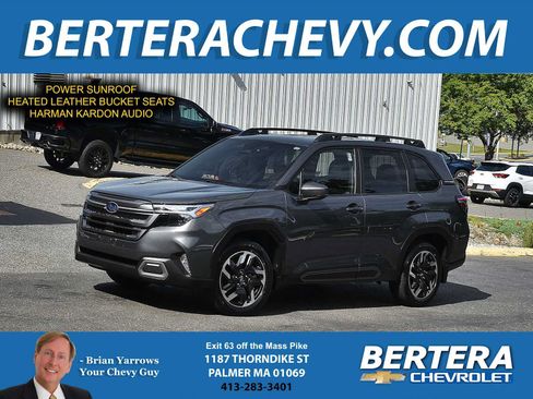Used 2025 Subaru Forester Limited AWD/4WD image 1