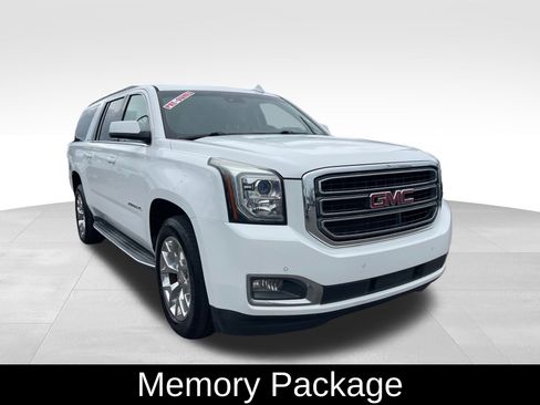 Used 2016 GMC Yukon XL SLT w/ Open Road Package image 3