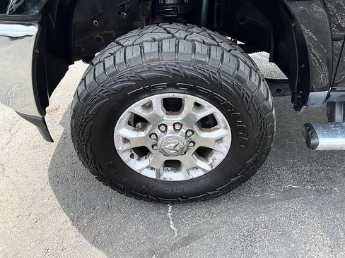 Used 2022 RAM 2500 Laramie AWD/4WD image 10