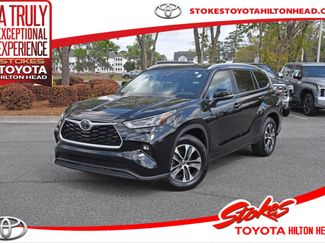 Used 2025 Toyota Highlander XLE video 1