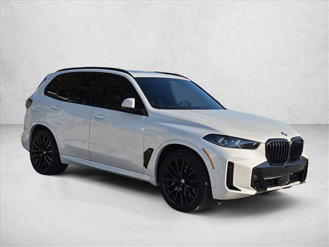 Certified 2026 BMW X5 xDrive40i w/ M Sport Package AWD/4WD image 3
