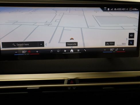 New 2026 BMW iX xDrive45 image 9