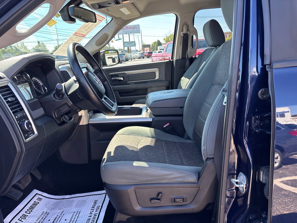 Used 2016 RAM 1500 Lone Star RWD image 23