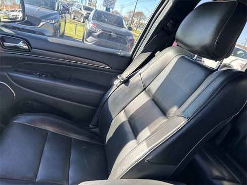 Used 2019 Jeep Grand Cherokee High Altitude image 18