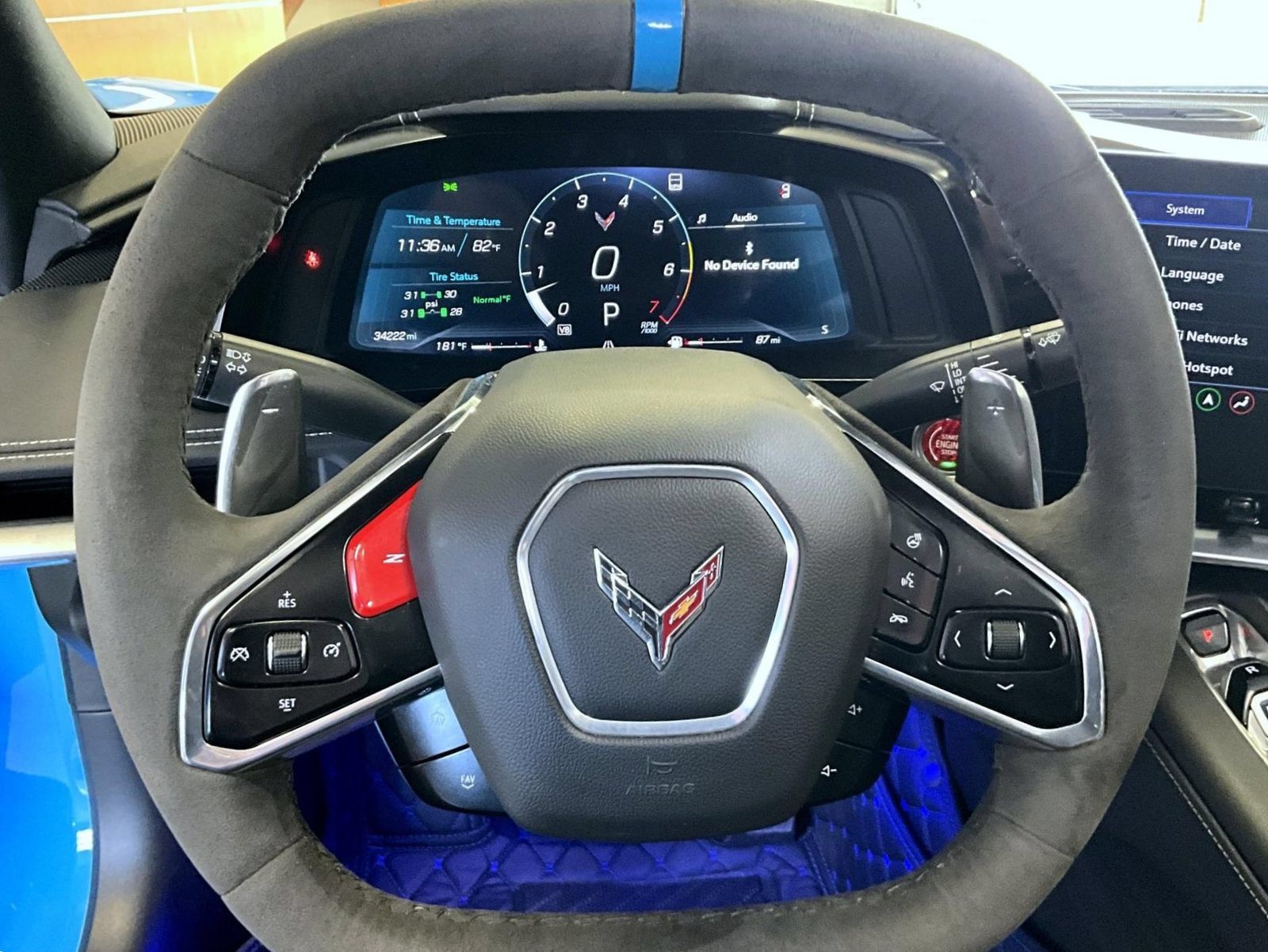Used 2023 Chevrolet Corvette Stingray Preferred Conv w/ Z51 Performance Package RWD image 11