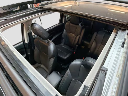 Used 2024 Subaru Ascent Limited w/ Technology Package image 25