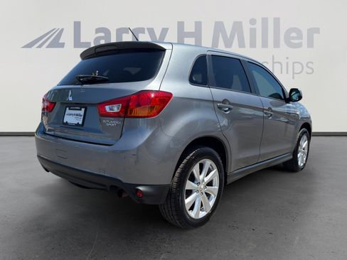 Used 2015 Mitsubishi Outlander Sport ES FWD image 5