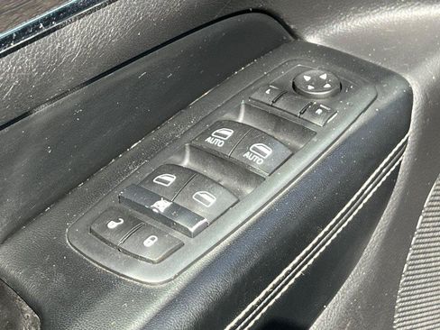 Used 2017 Jeep Grand Cherokee Limited w/ Trailer Tow Group IV AWD/4WD image 20
