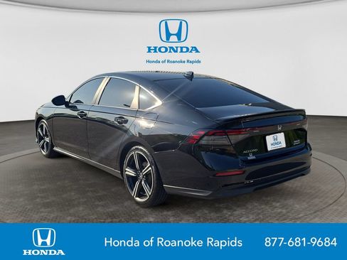 Used 2023 Honda Accord Sport image 3