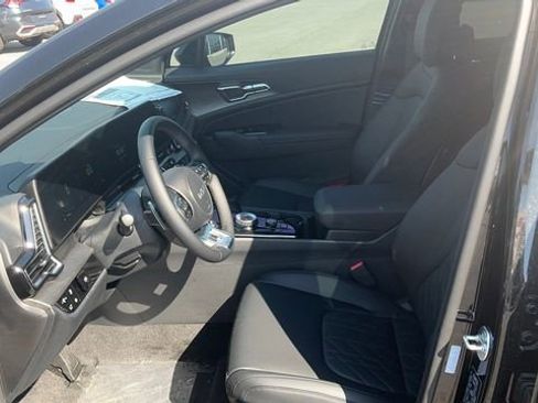Used 2025 Kia Sportage X-Line image 27