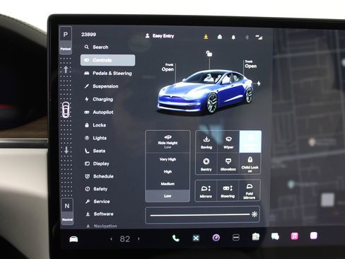 Used 2022 Tesla Model S Plaid image 18