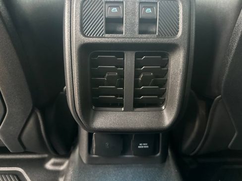 New 2026 Ford Bronco Badlands w/ Sasquatch Package AWD/4WD image 23