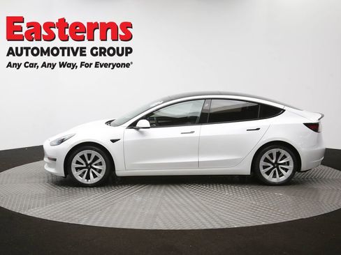 Used 2021 Tesla Model 3 Standard Range Plus image 58