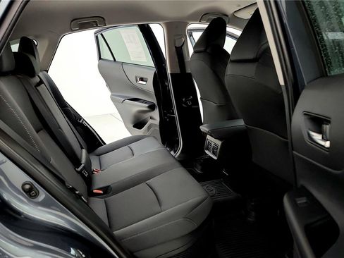 Certified 2023 Toyota Venza LE AWD/4WD image 17