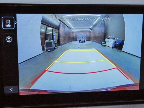 Used 2025 Hyundai Sonata SE image 23