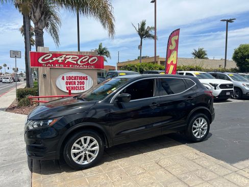 Used 2021 Nissan Rogue Sport S FWD image 5