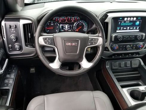 Used 2019 GMC Sierra 2500 SLT image 16