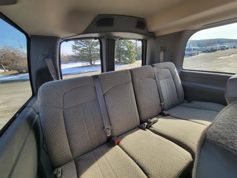 Used 2016 Chevrolet Express 2500 LS image 24