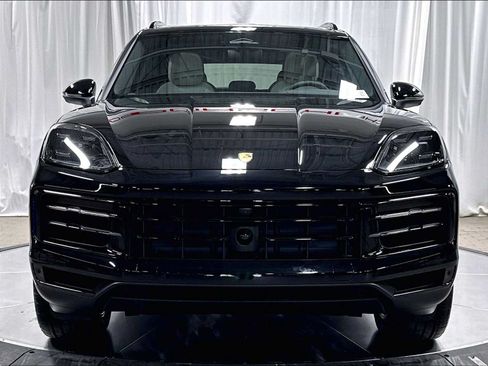 New 2026 Porsche Cayenne AWD/4WD image 10