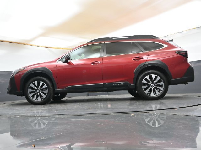 Used 2024 Subaru Outback Limited AWD/4WD image 32