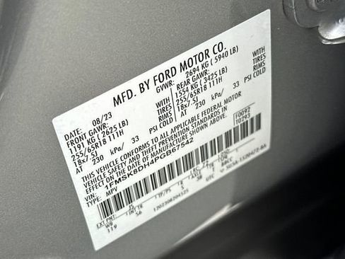 Certified 2023 Ford Explorer XLT w/ Equipment Group 202A image 24