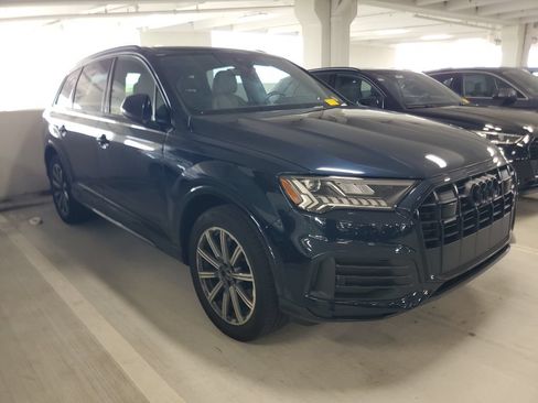 Used 2023 Audi Q7 2.0T Premium Plus w/ Premium Plus Package AWD/4WD image 2