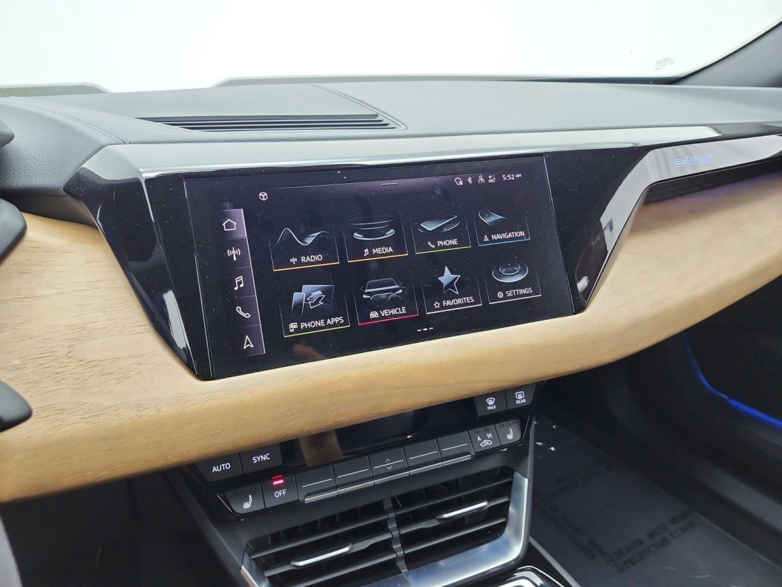 Used 2023 Audi e-tron GT Premium Plus w/ Executive Package AWD/4WD image 10