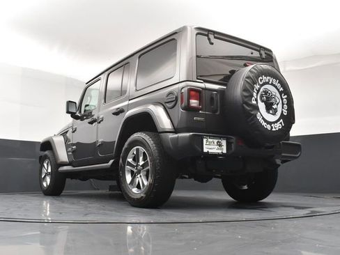 Used 2021 Jeep Wrangler Unlimited Sahara AWD/4WD image 22