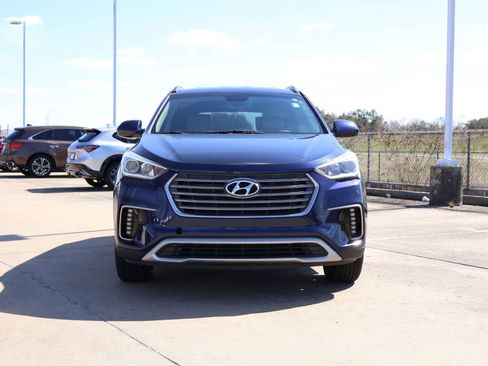 Used 2017 Hyundai Santa Fe SE image 6