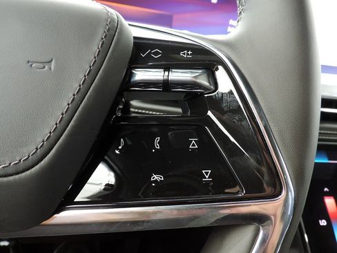 New 2026 Cadillac Escalade Platinum Sport AWD/4WD image 28