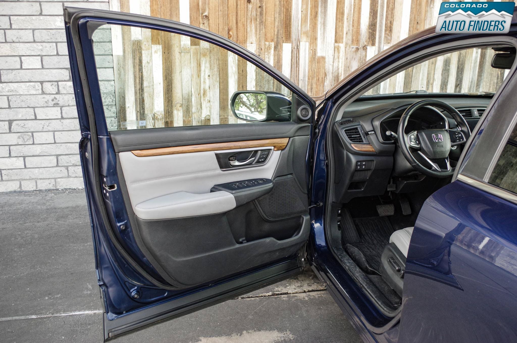 Used 2017 Honda CR-V EX-L image 10