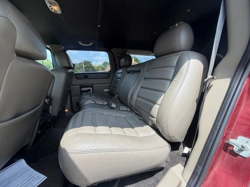 Used 2003 HUMMER H2 w/ Preferred Equipment Group AWD/4WD image 7