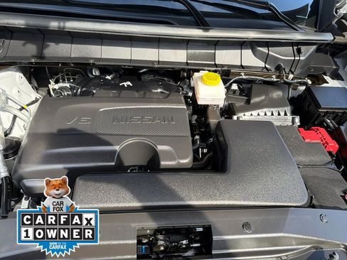 Used 2024 Nissan Pathfinder SL image 16
