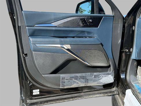 New 2025 Cadillac Escalade IQ Luxury 2 image 14