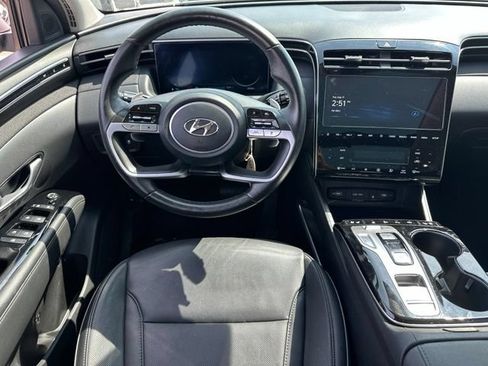 Used 2023 Hyundai Tucson Limited AWD/4WD image 17
