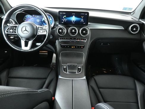 Certified 2022 Mercedes-Benz GLC 300 4MATIC image 4